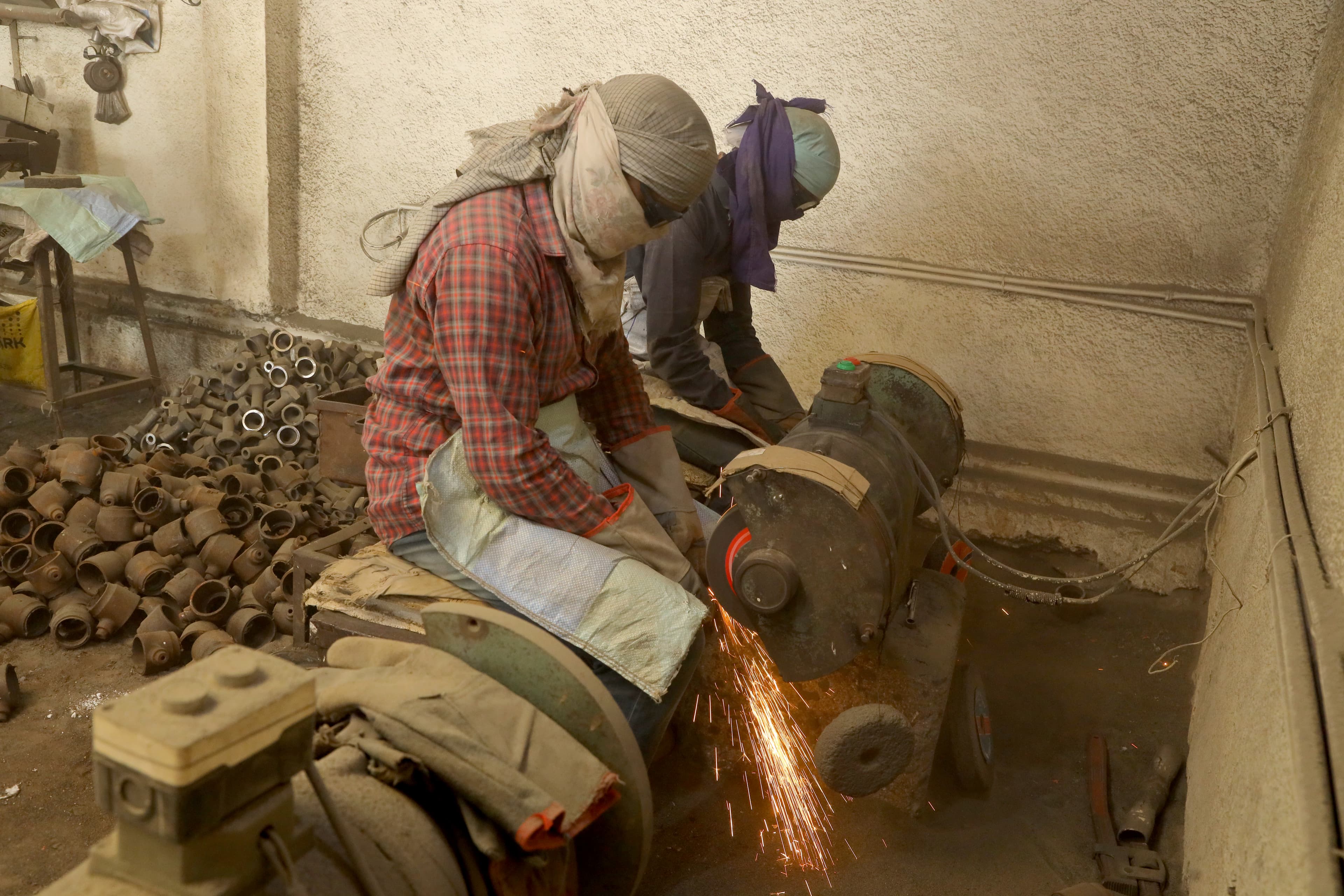 Fettling & Finishing